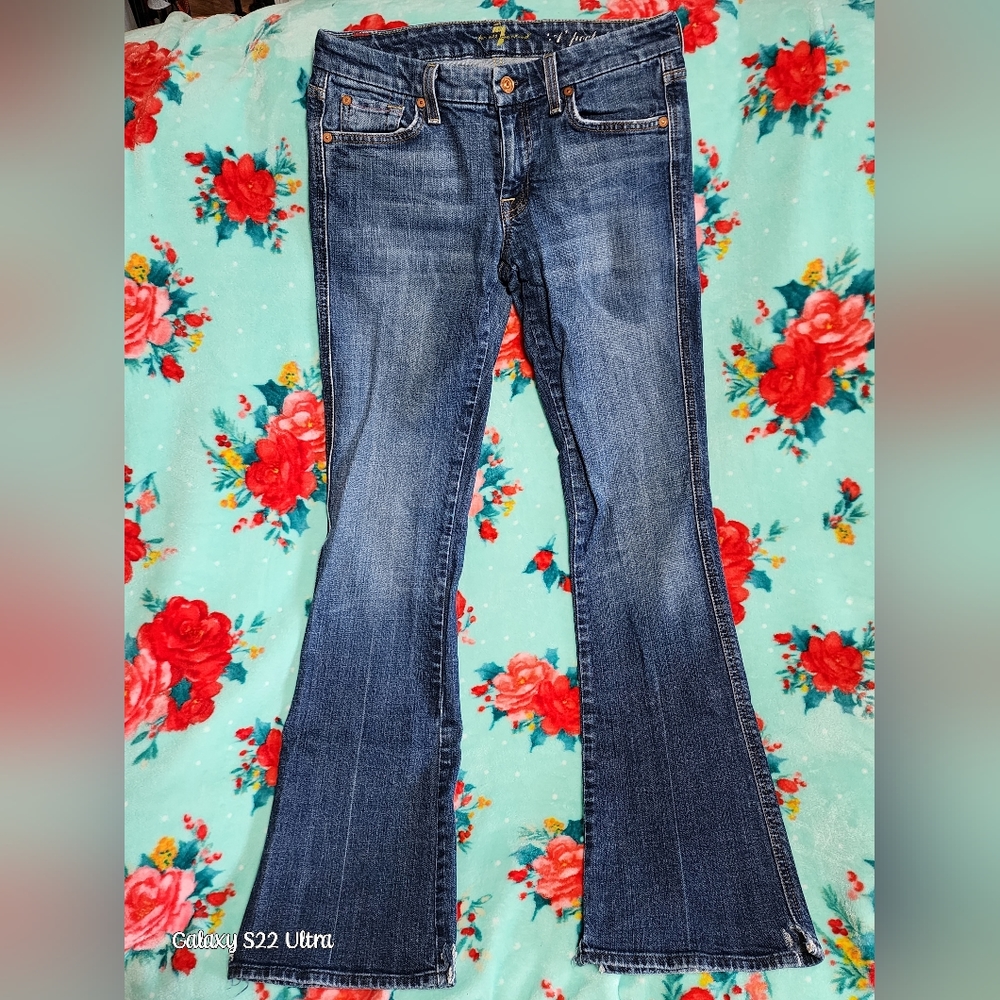 7 for All Mankind